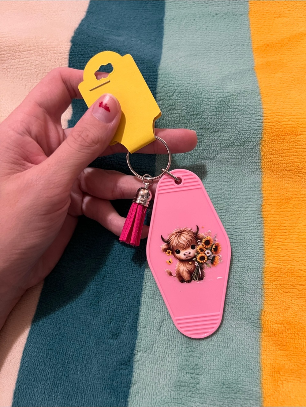 Cute Highland Cow Keychain 🌻